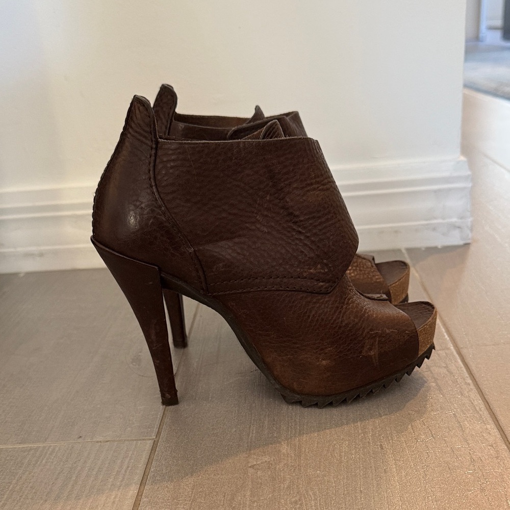 Pedro Garcia Dark Brown Peep-Toe Heeled Boots size 35 1/2